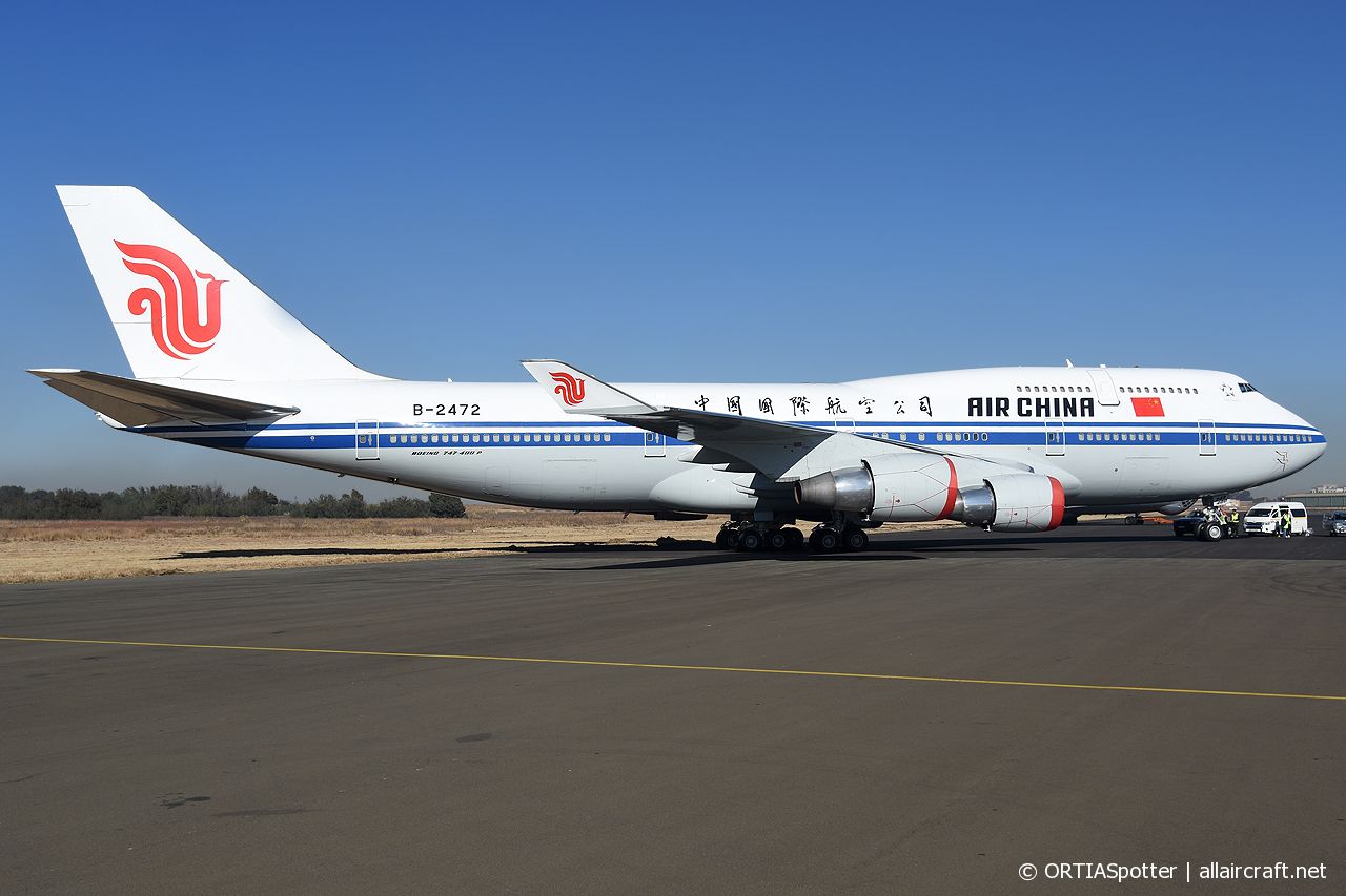 B-2472 (cn 30158) Boeing 747-4J6