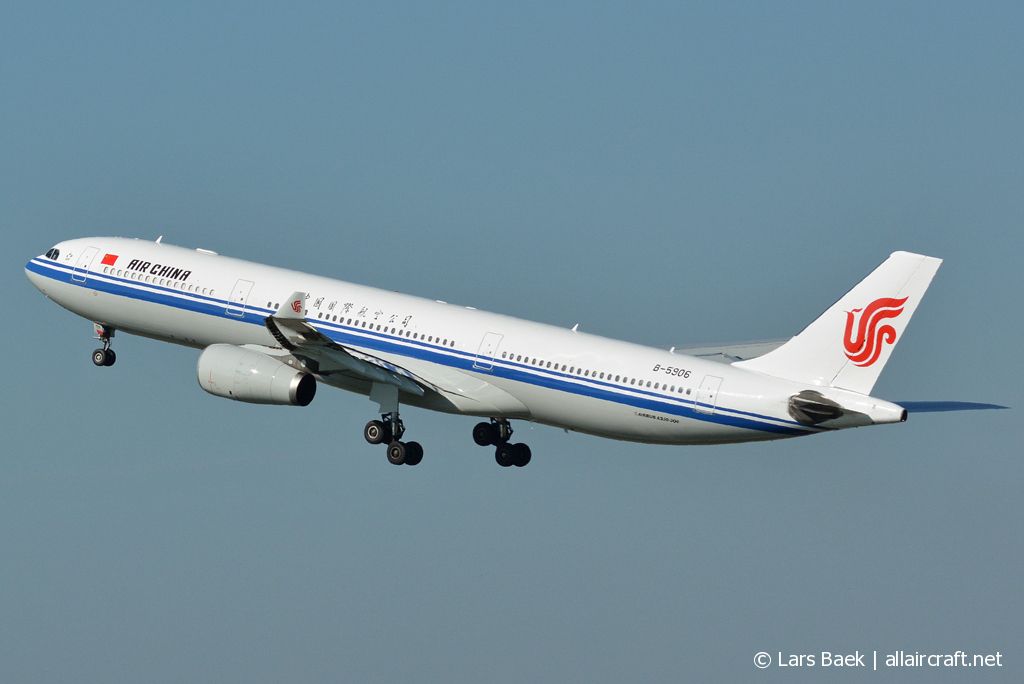 B-5906 · Airbus A330-343 · (CPH / EKCH)
