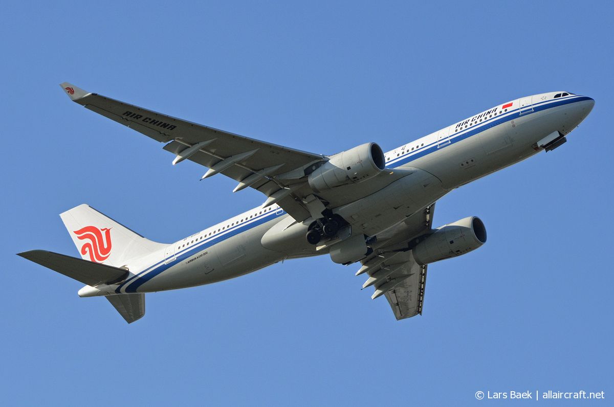 B-6115 (cn 0909) Airbus A330-243