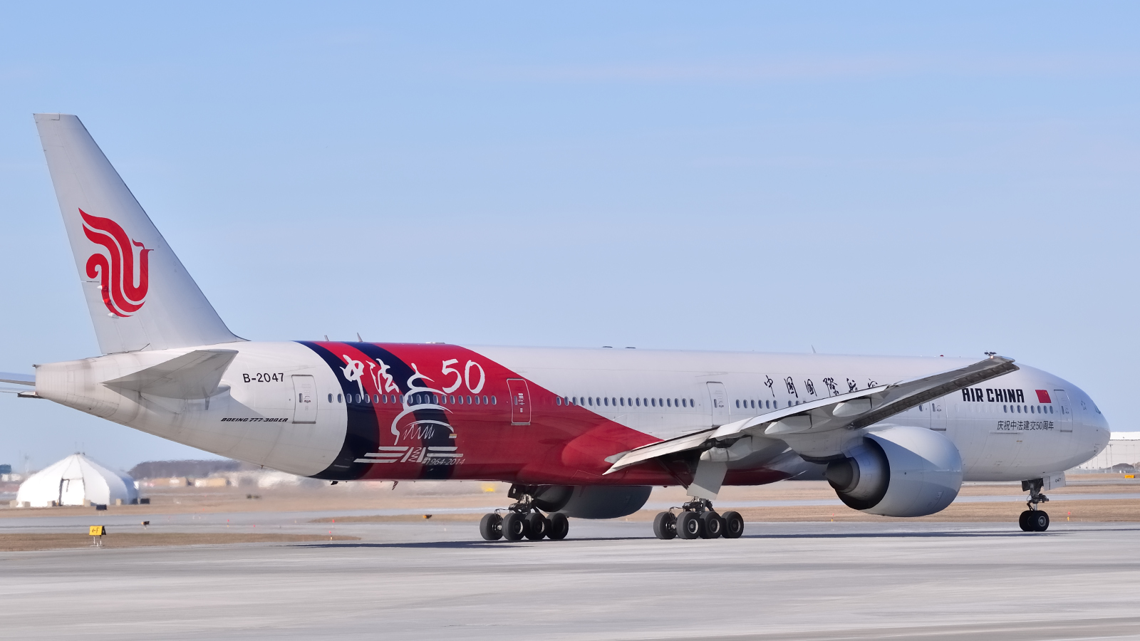 B-2047 · Boeing 777-39L/ER · (YUL / CYUL)