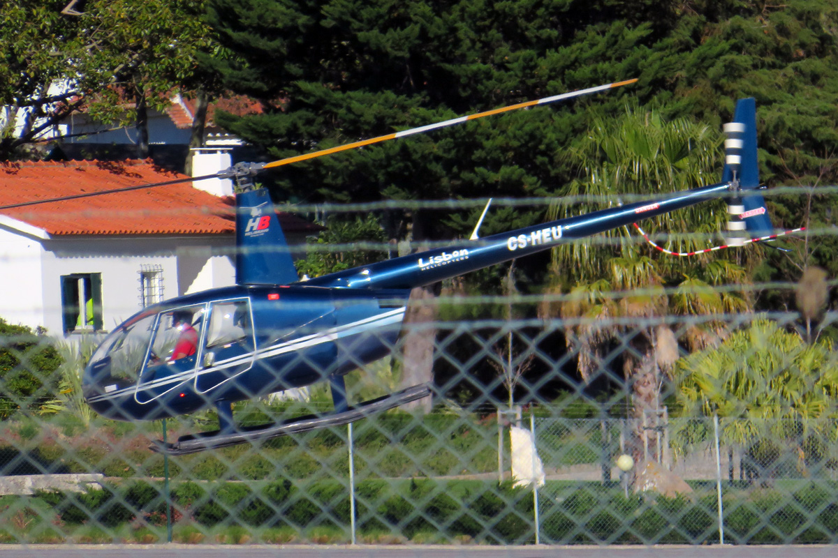 CS-HEU (0831) 2000 Robinson R44 Clipper