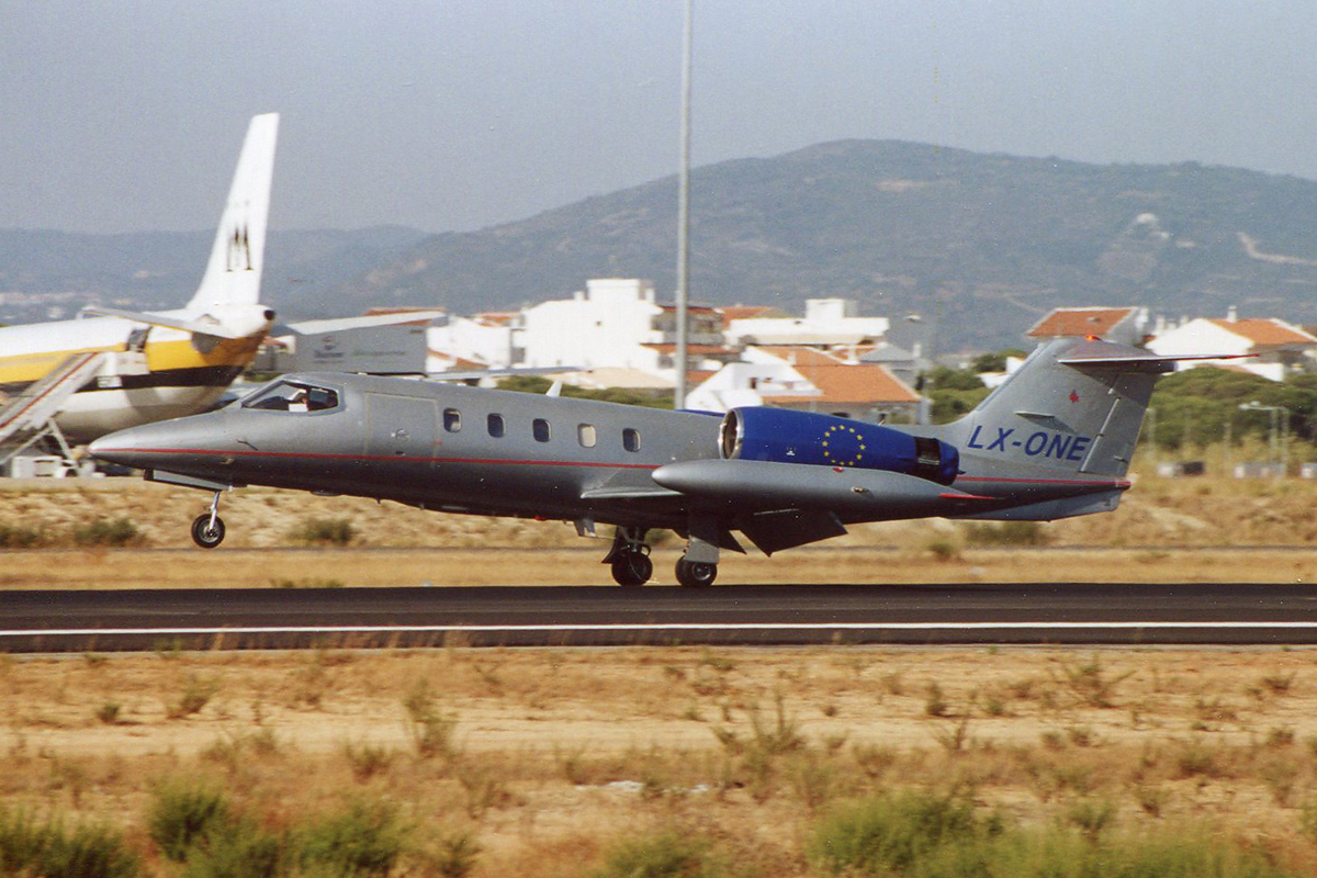 LX-ONE (35A-417) 1981 Gates Learjet 35A