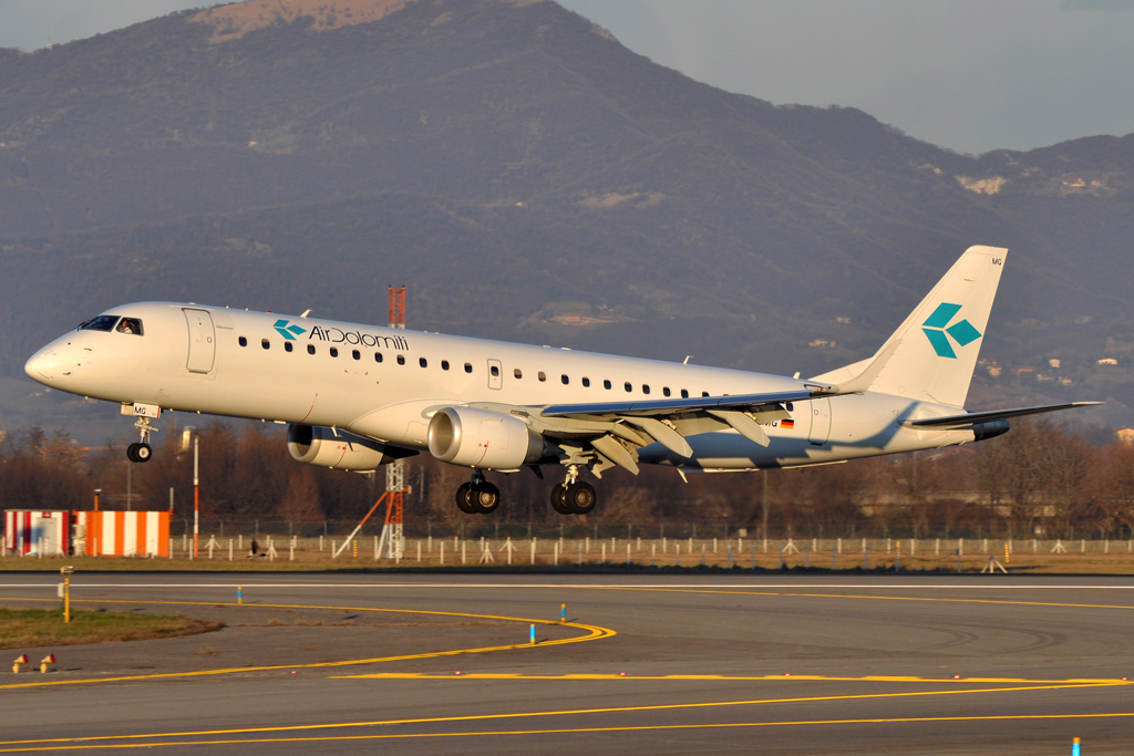 D-AEMG · Embraer 190-100LR · (BGY / LIME)