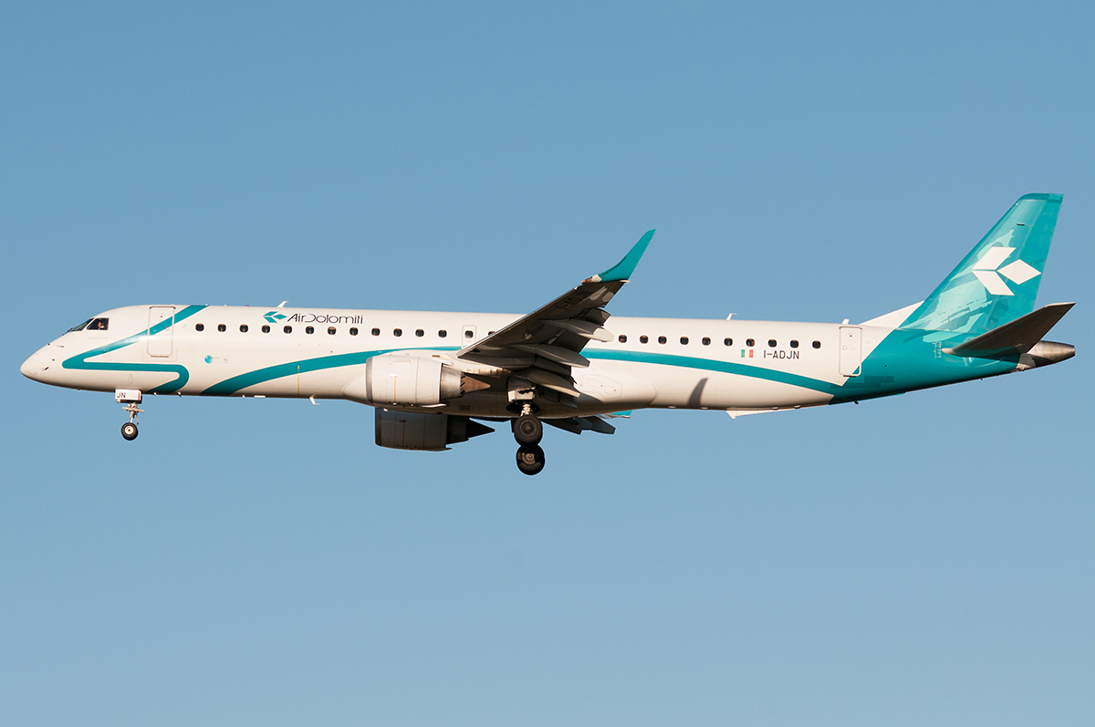 I-ADJN · Embraer 190-200LR · (TLS / LFBO)