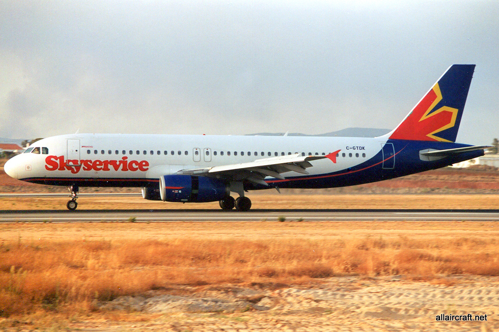 C-GTDK (338) 1992 Airbus A320-231