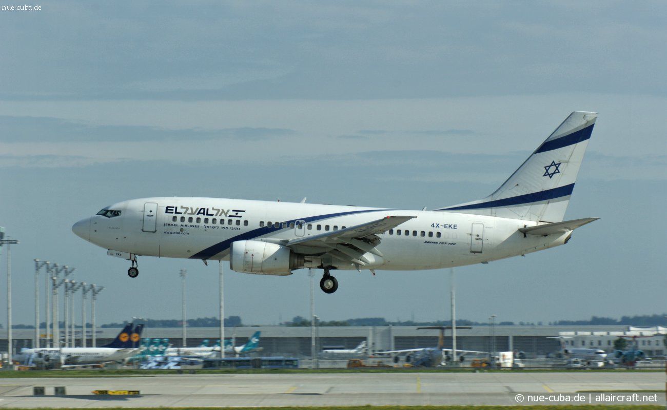 4X-EKE · Boeing 737-758 · (MUC / EDDM)