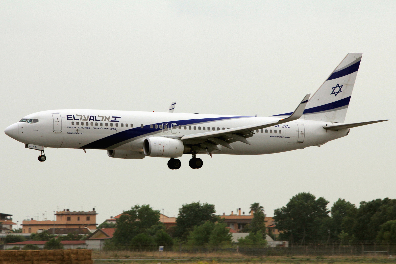 4X-EKL · Boeing 737-85P(WL) · (FCO / LIRF)
