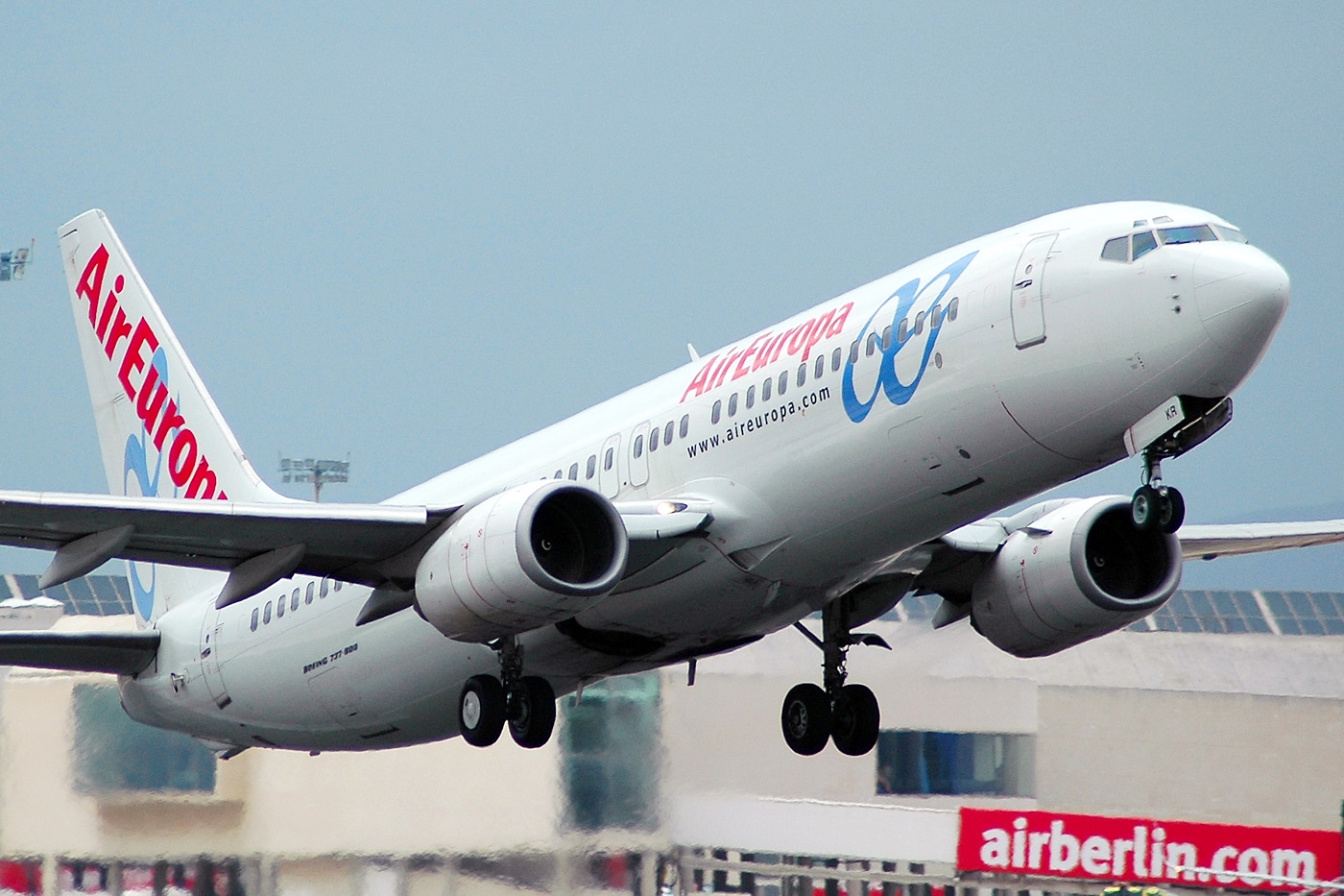 EC-HKR (cn 28536), Boeing 737-85P