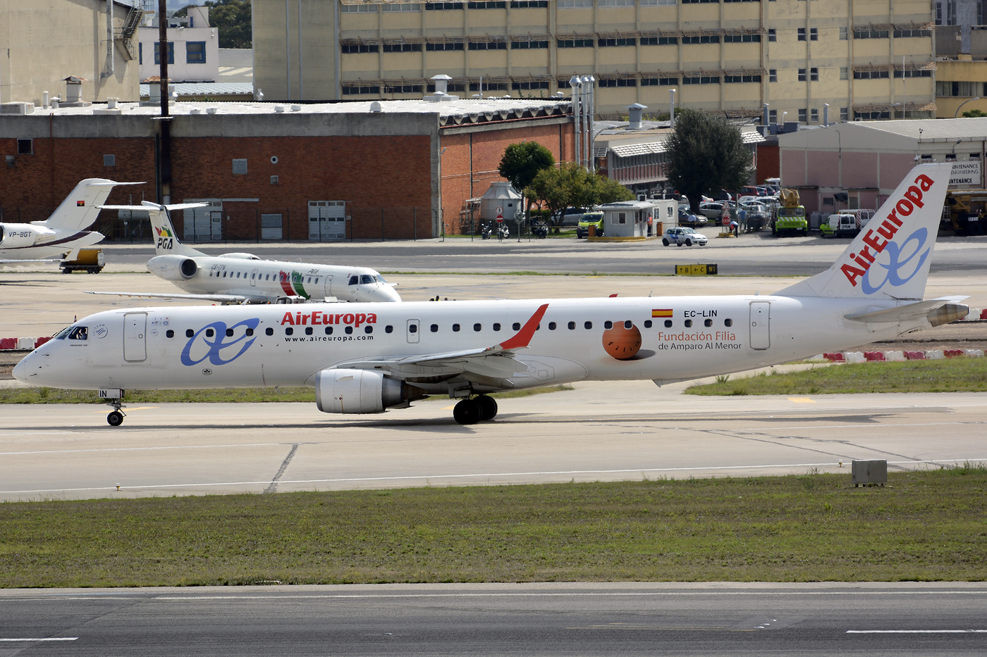 EC-LIN · Embraer 190-200LR · (LIS / LPPT)