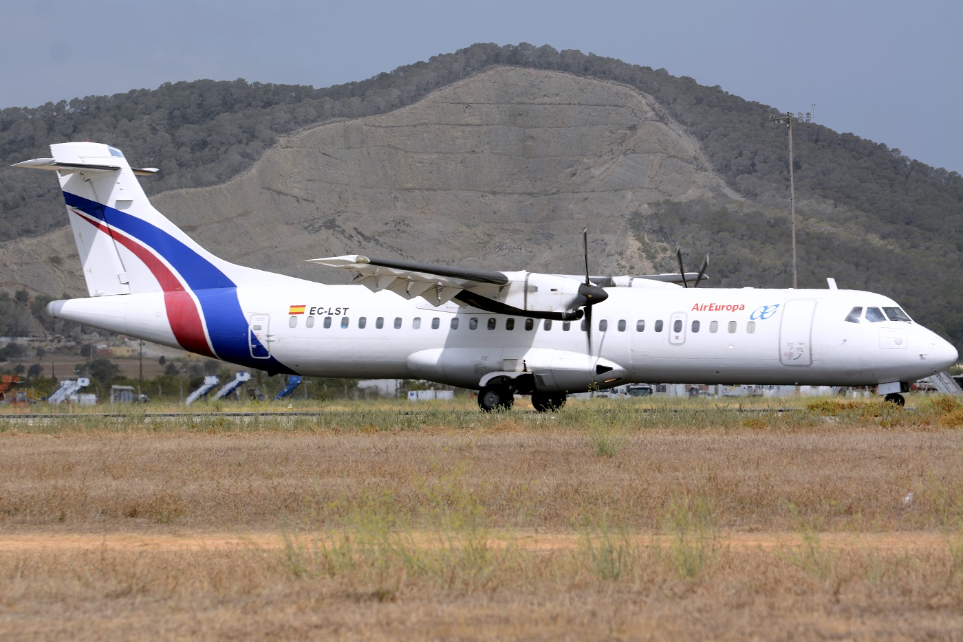 EC-LST · ATR-72-201 · (IBZ / LEIB)