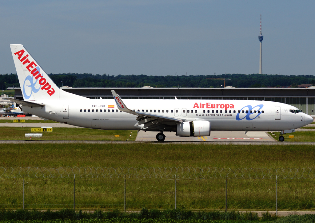 EC-JBK · Boeing 737-85P(WL) · (STR / EDDS)