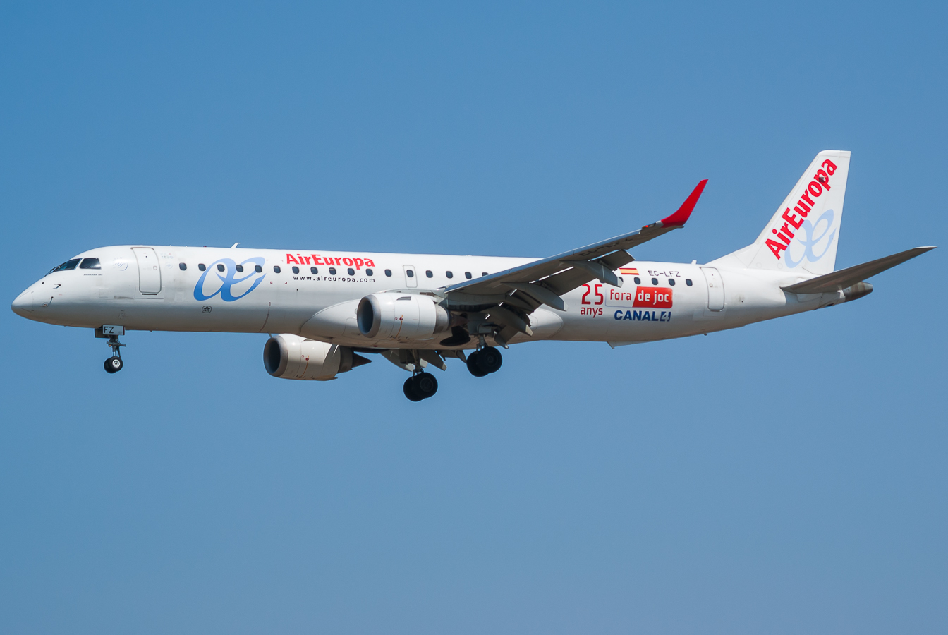 EC-LFZ · Embraer 190-200LR · (OPO / LPPR)