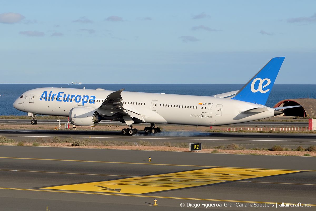 EC-MSZ (cn 62171) Boeing 787-9
