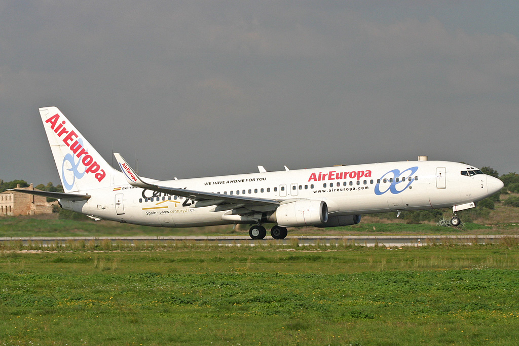 EC-ISN · Boeing 737-86Q(WL) · (PMI / LEPA / LESJ)