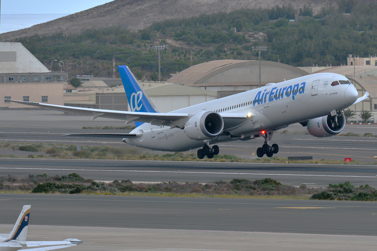 EC-MSZ (cn 62171) Boeing 787-9