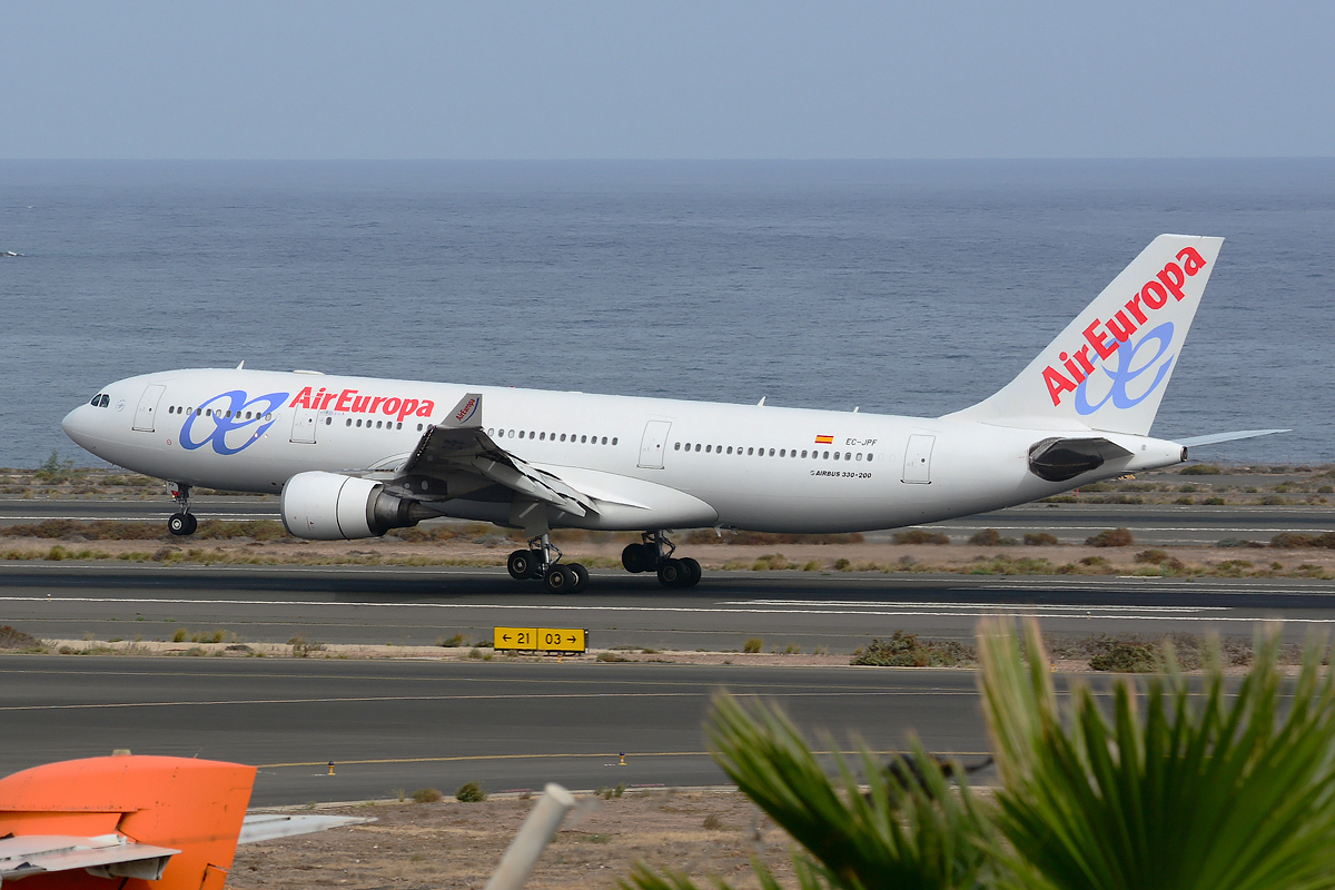 EC-JPF · Airbus A330-202 · (LPA / GCLP)