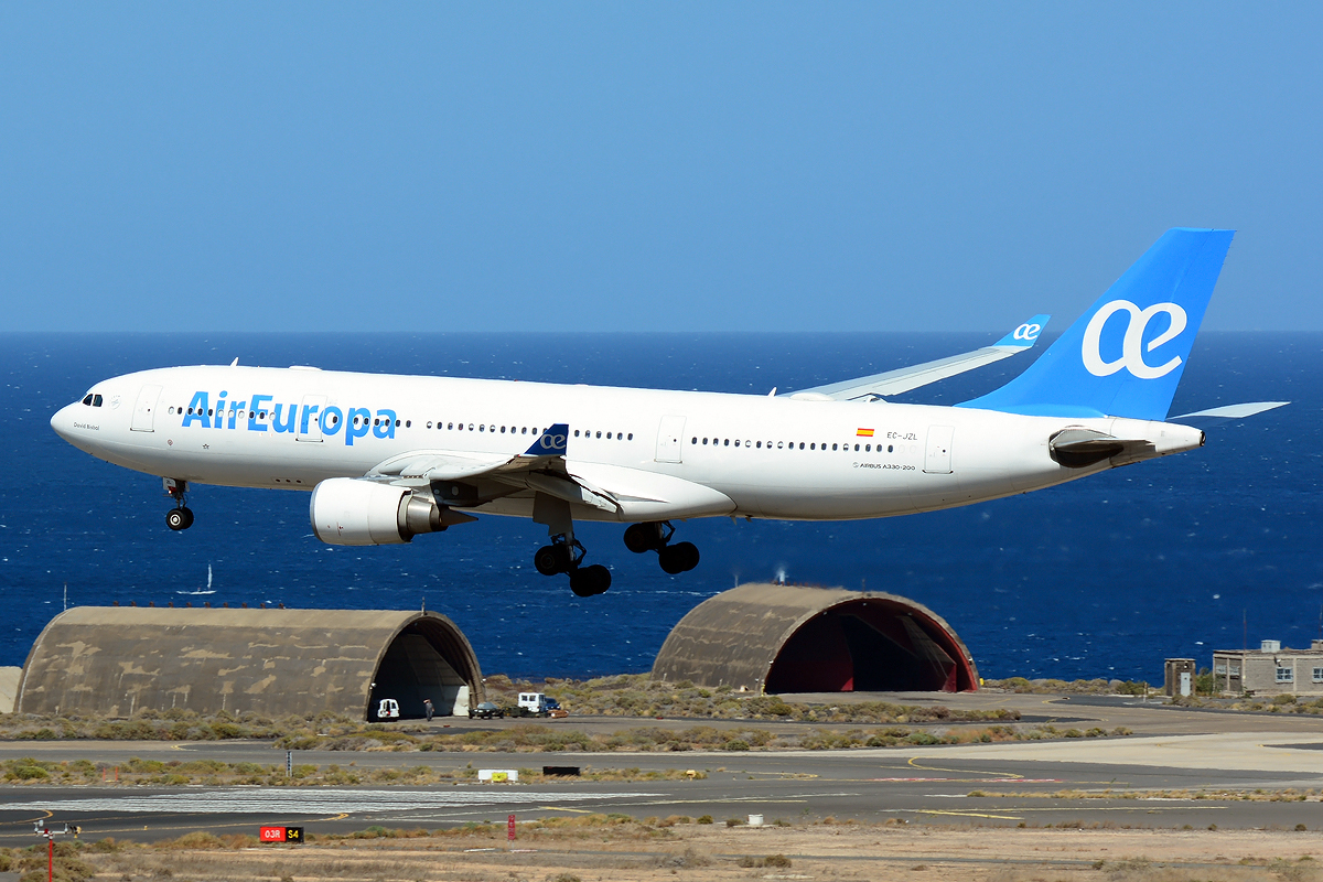 EC-JZL (cn 0814) Airbus A330-202