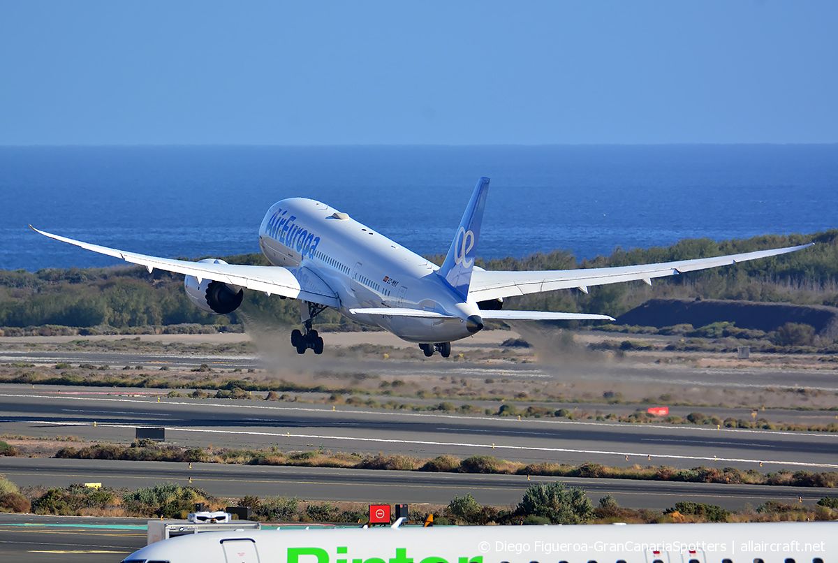 EC-MMY (cn 36416) Boeing 787-8