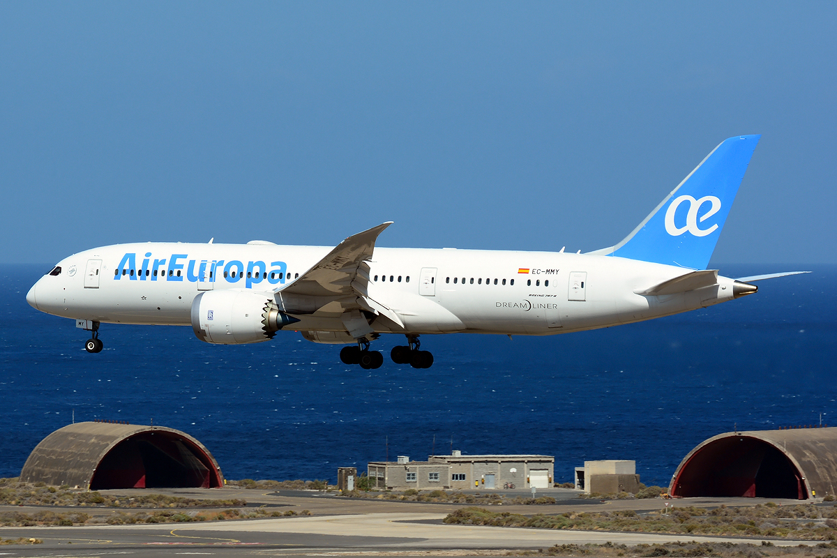 EC-MMY (cn 36416) Boeing 787-8