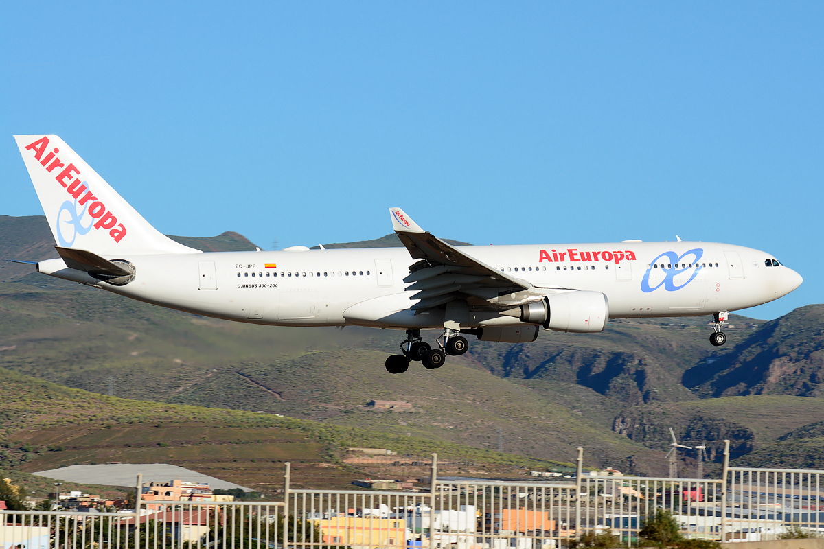 EC-JPF · Airbus A330-202 · (LPA / GCLP)