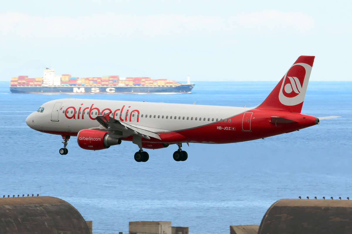 HB-JOZ (4631) 2011 Airbus A320-214