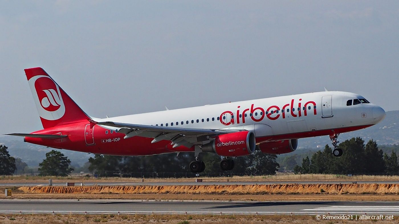 HB-IOP (4187) 2010 Airbus A320-214
