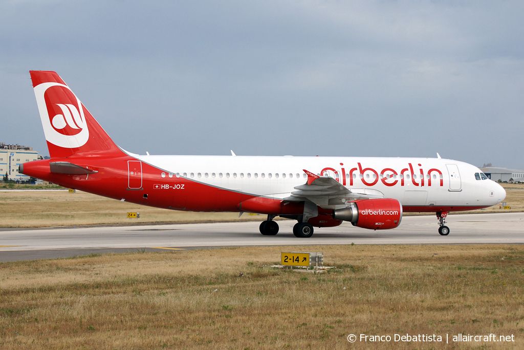 HB-JOZ · Airbus A320-214 · (MLA / LMML)