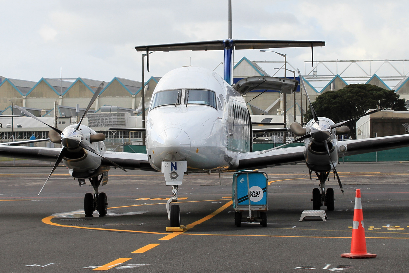 ZK-EAN (UE-437) Beechcraft 1900D