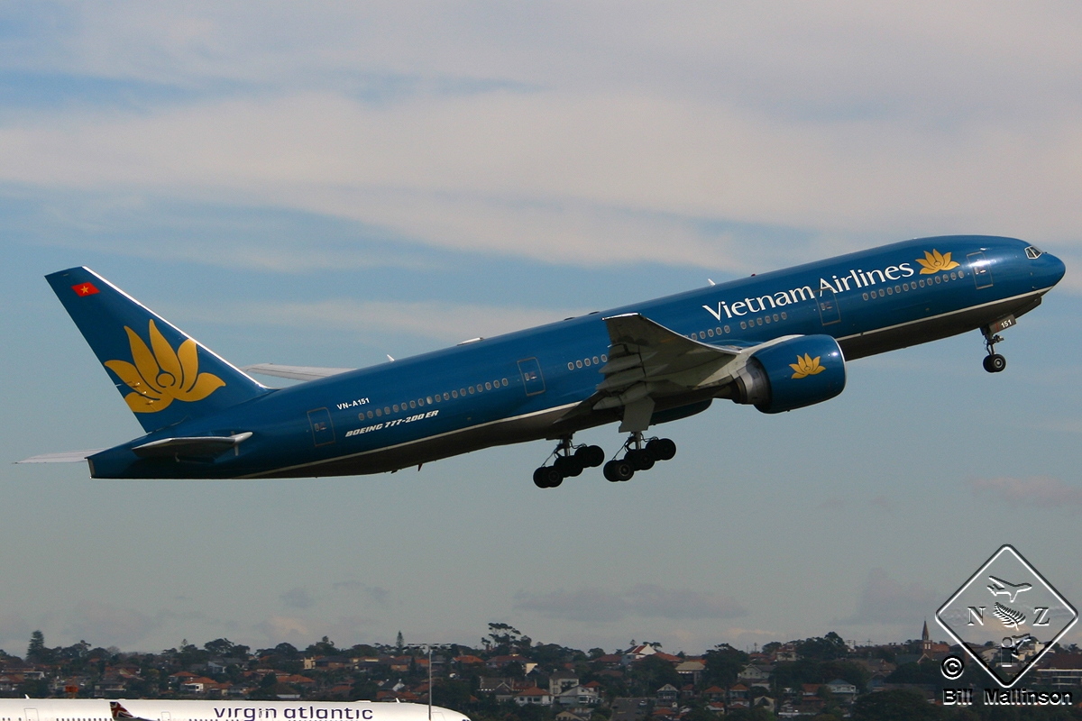 VN-A151 · Boeing 777-2Q8/ER · (SYD / YSSY)