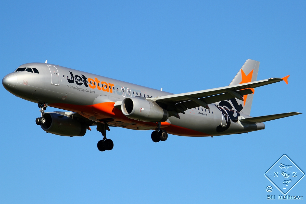 VH-VGQ (4303) 2010 Airbus A320-232