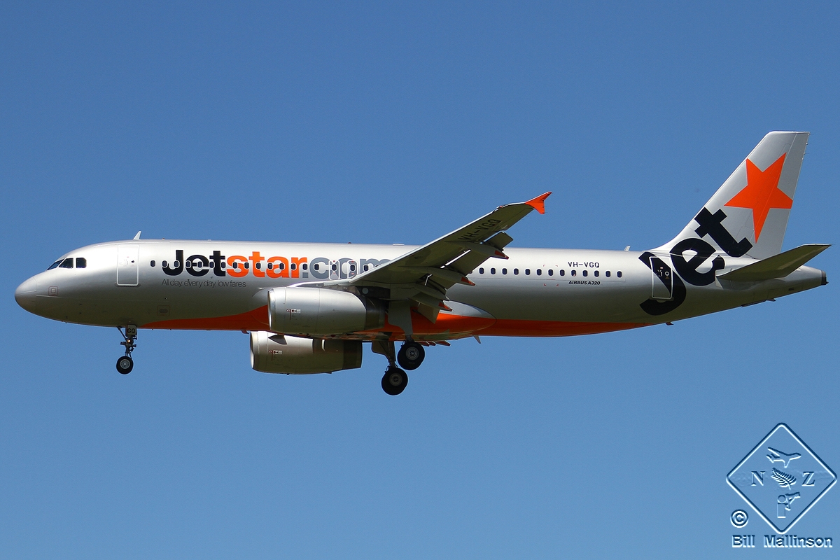 VH-VGQ (4303) 2010 Airbus A320-232