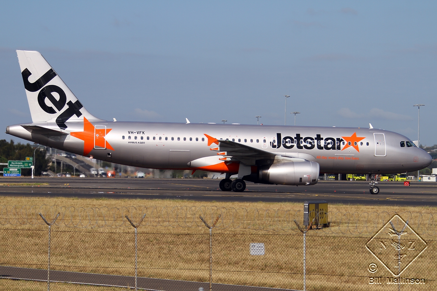 VH-VFK · Airbus A320-232 · (SYD / YSSY)