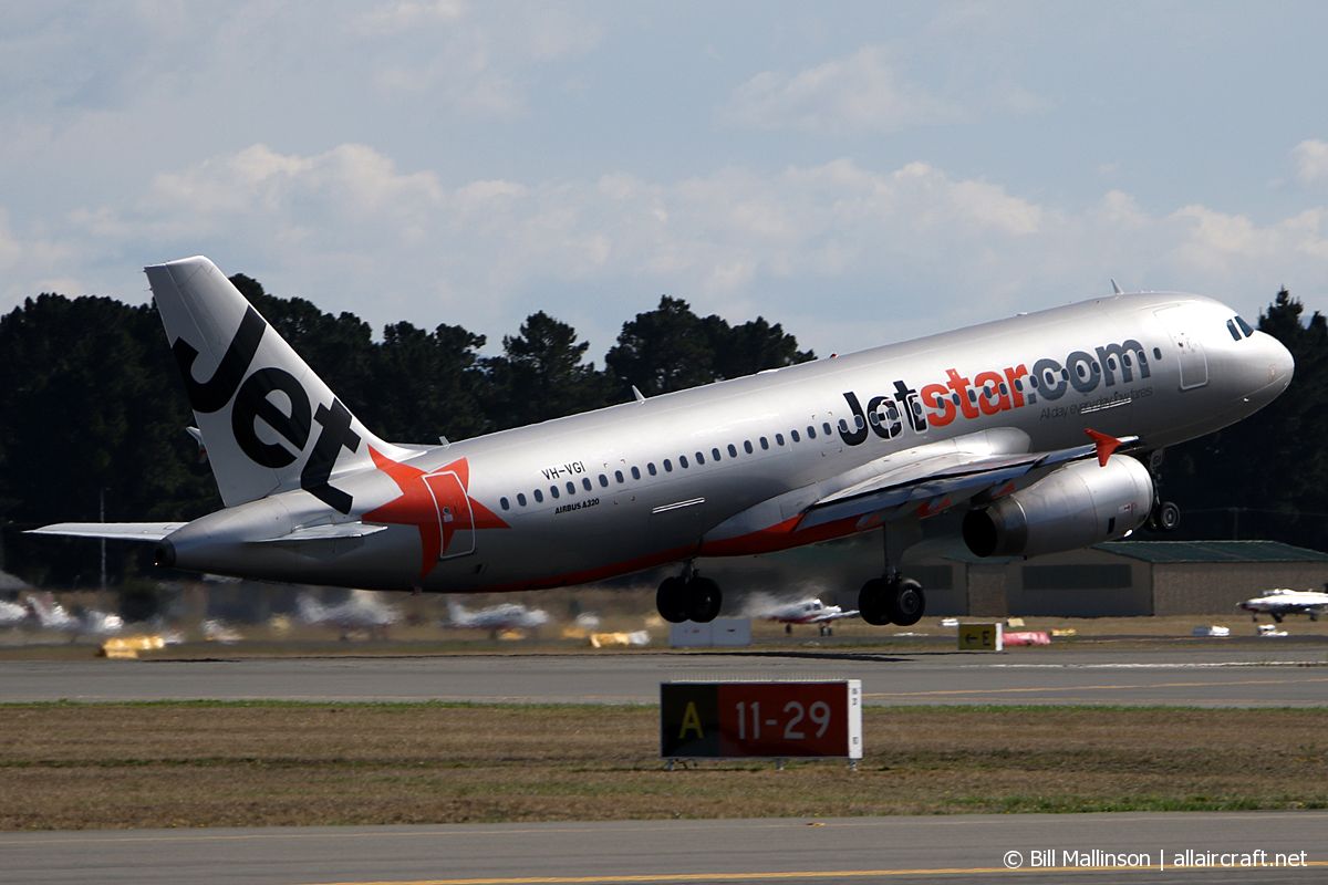 VH-VGI · Airbus A320-232 · (CHC / NZCH)