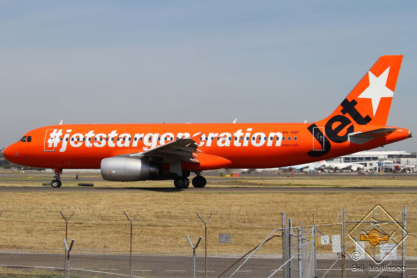 VH-VGF · Airbus A320-232 · (SYD / YSSY)
