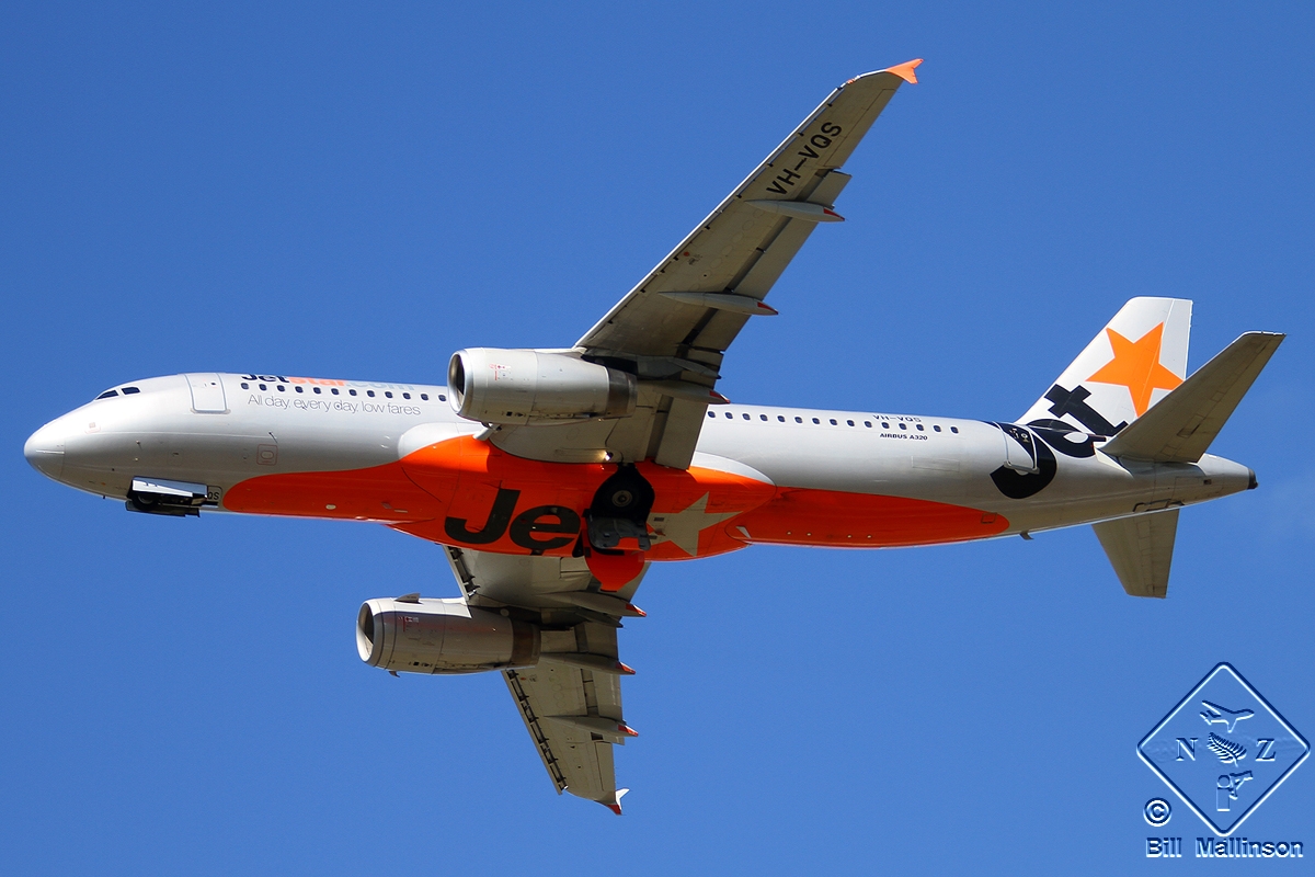 VH-VQS, (cn 2515), Airbus A320-232