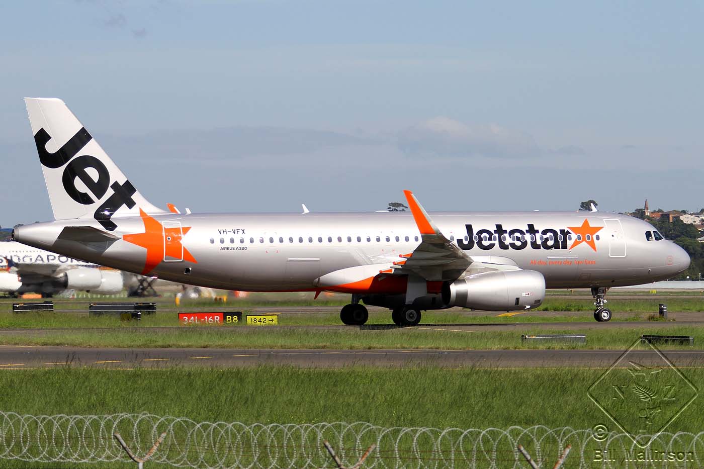 VH-VFX · Airbus A320-232 · (SYD / YSSY)