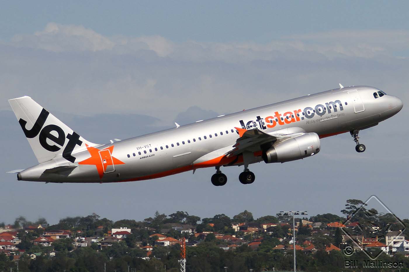 VH-VGT · Airbus A320-232 · (SYD / YSSY)
