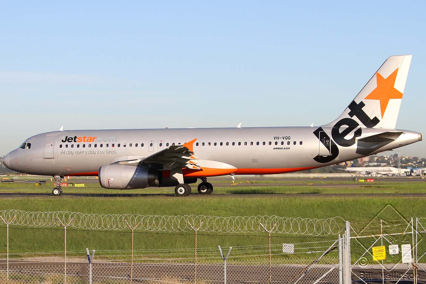 VH-VQG, (cn 2787), Airbus A320-232