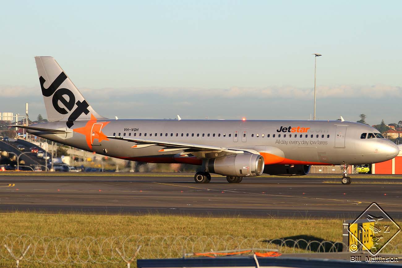 VH-VQH · Airbus A320-232 · (SYD / YSSY)