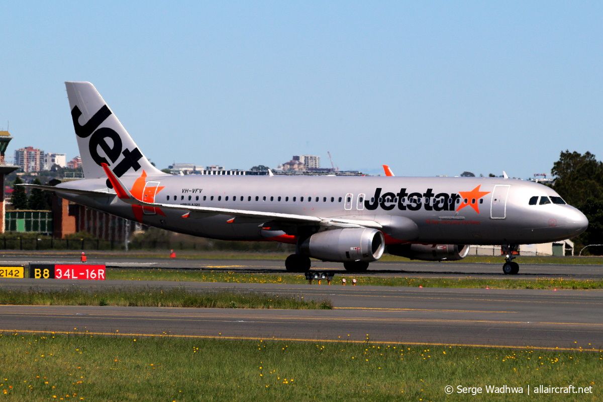 VH-VFV · Airbus A320-232(WL) · (SYD / YSSY)