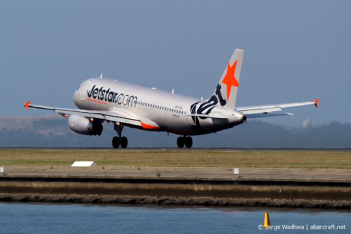 VH-VGA (4899) 2011 Airbus A320-232