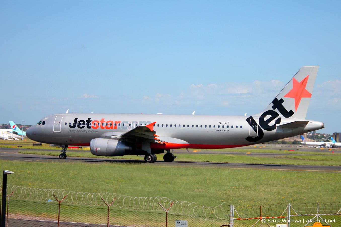 VH-VGI · Airbus A320-232 · (SYD / YSSY)