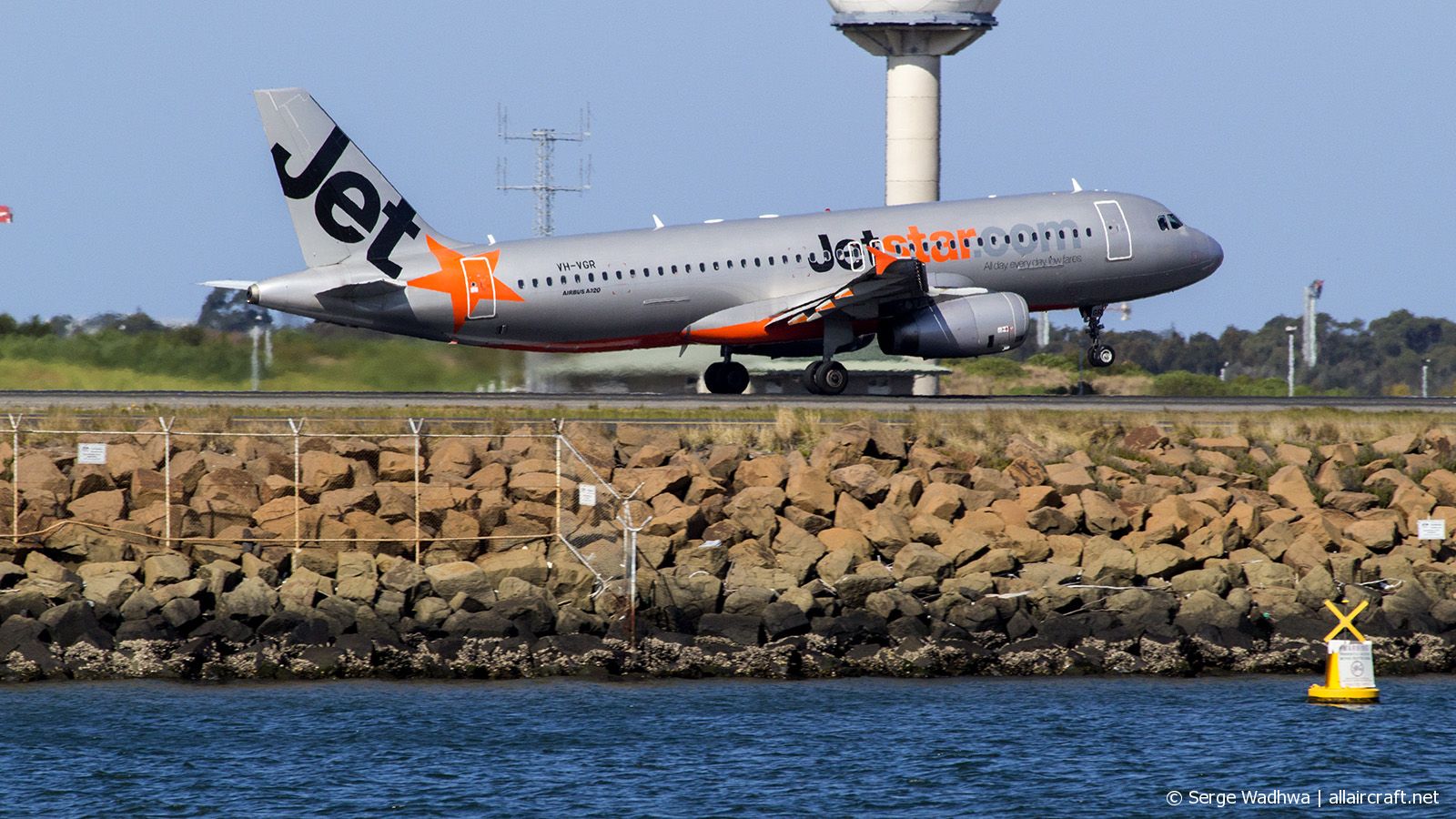 VH-VGR · Airbus A320-232 · (SYD / YSSY)
