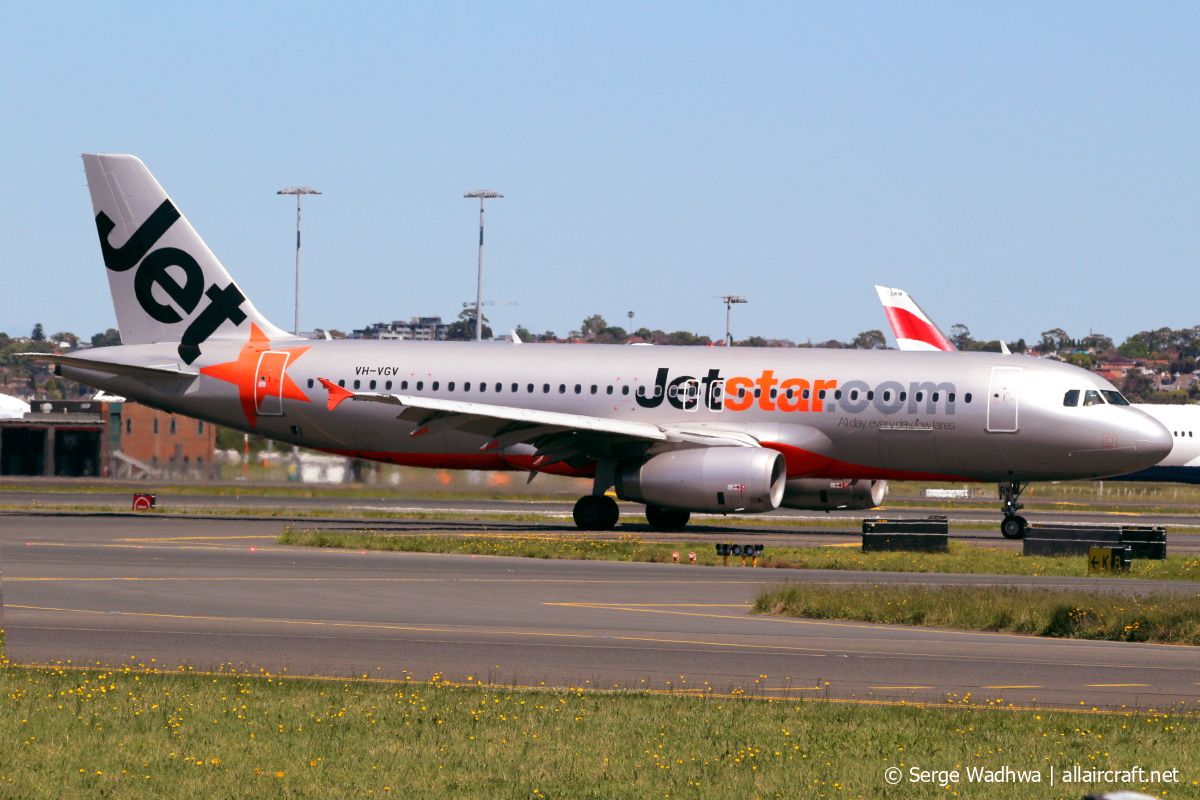 VH-VGV (4229) 2010 Airbus A320-232
