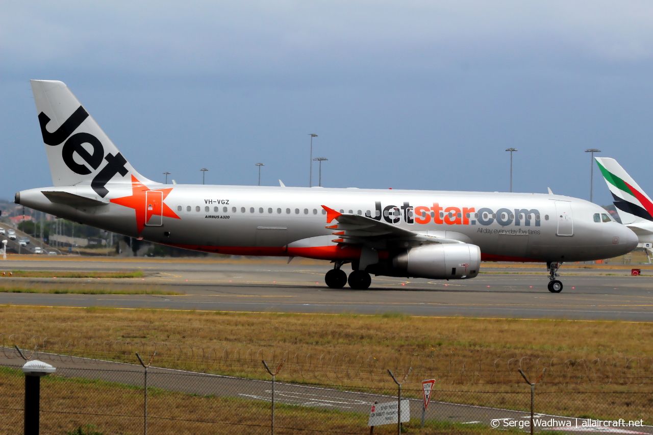 VH-VGZ (3917) 2009 Airbus A320-232