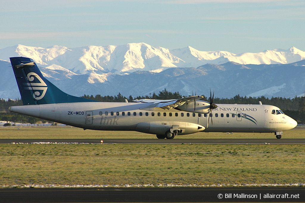 ZK-MCO (628) 1999 ATR-72-500