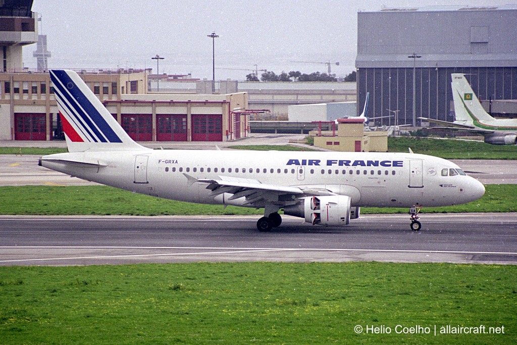 F-GRXA (1640) 2001 Airbus A319-111