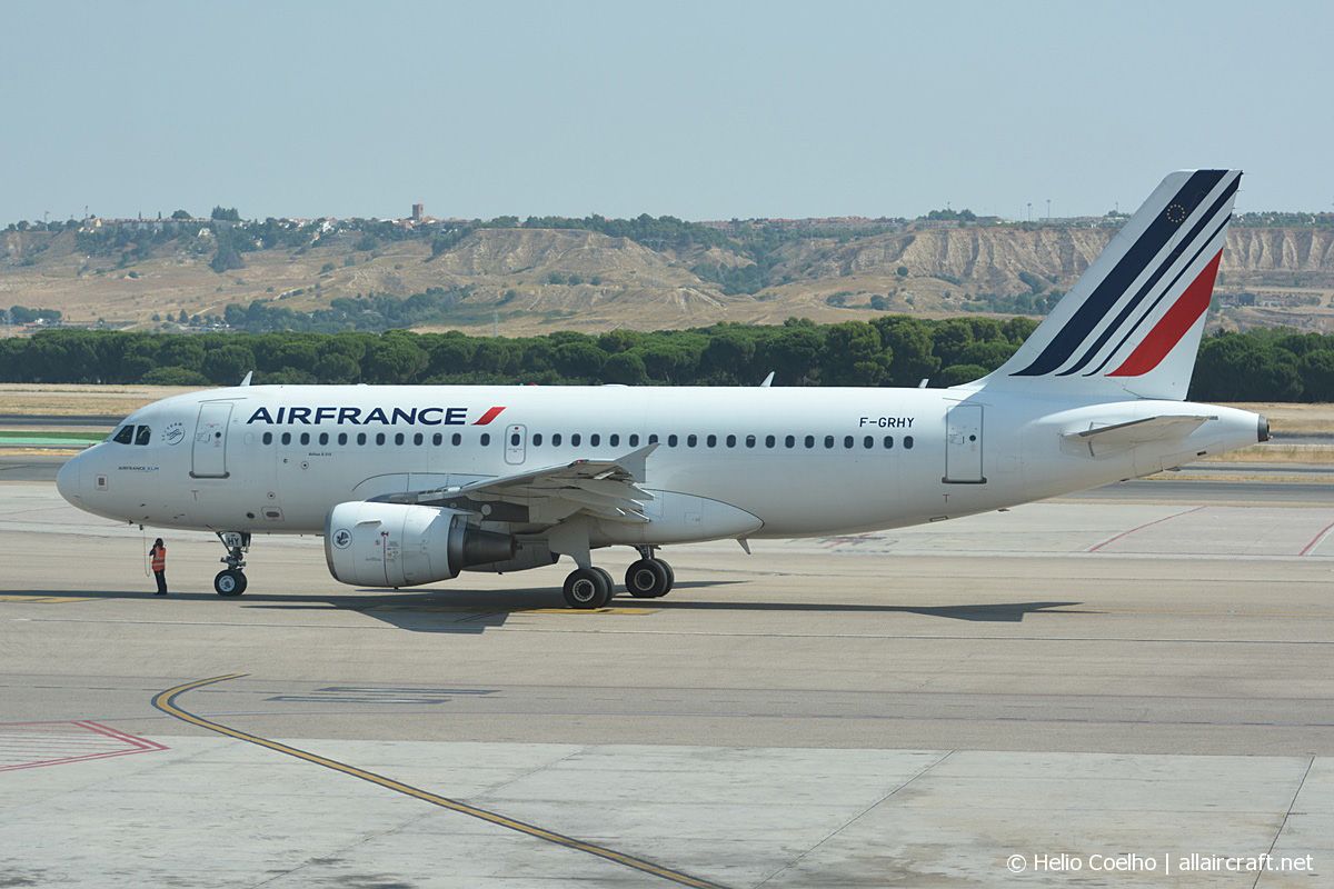 F-GRHY (1616) 2001 Airbus A319-111