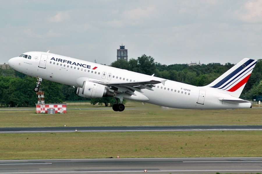 F-GFKR · Airbus A320-211 · (TXL / EDDT)