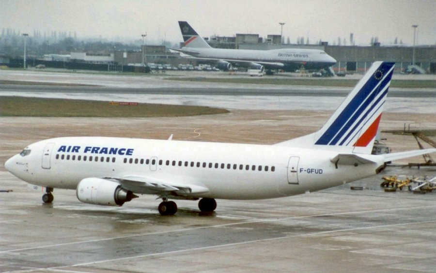 F-GFUD · Boeing 737-33A · (LHR / EGLL)